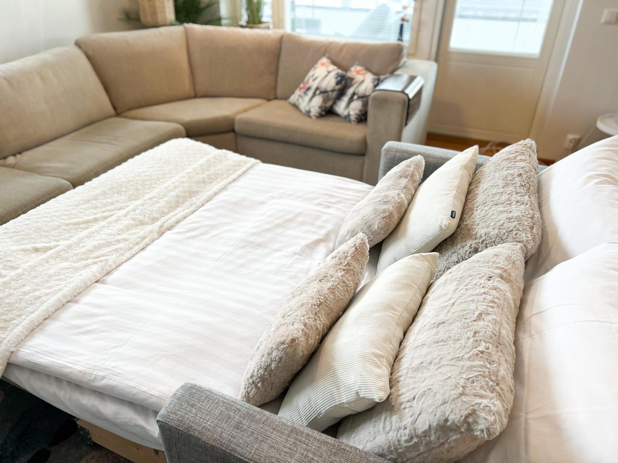 Aurora Penthouse & Suites روفانييمي المظهر الخارجي الصورة
